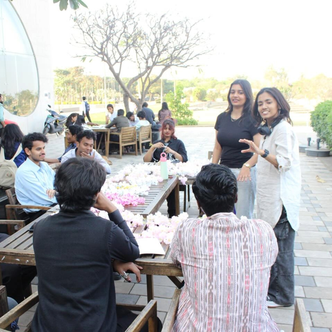 Woxsen Debate Club Sparks Lively Discussion on Romance Novels, Books, and Movies During Kathakrithi Fest